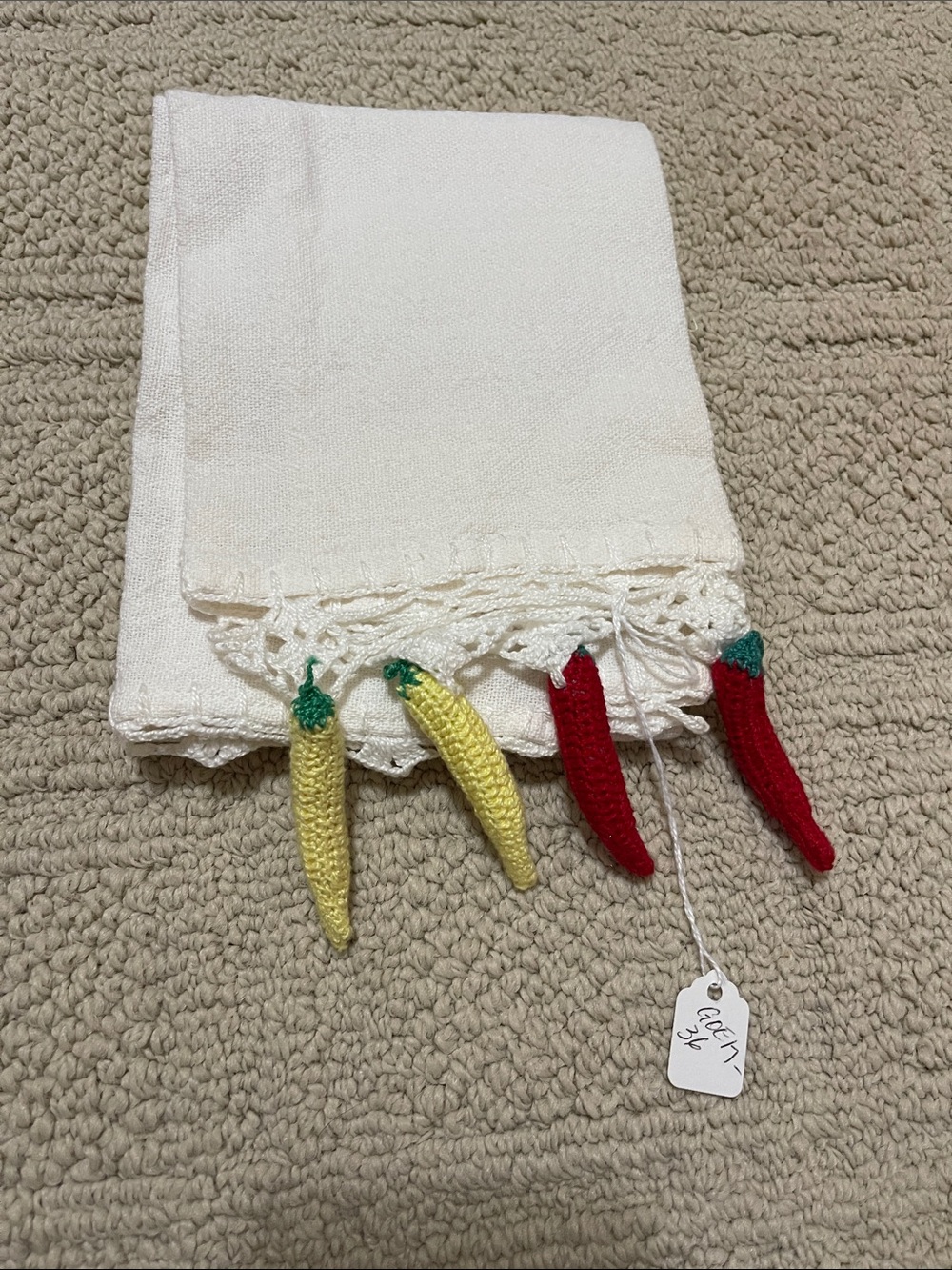 Hand towel with crochet peppers NWT